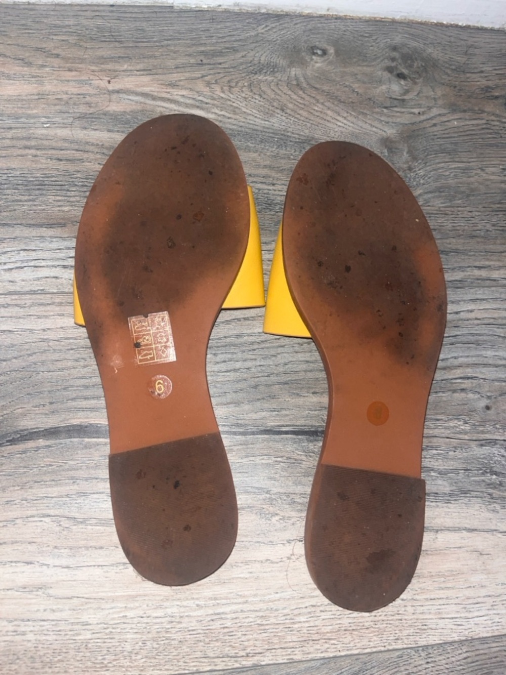 Tory Burch Mustard Yellow Logo Slide Sandals - Picture 2 of 2